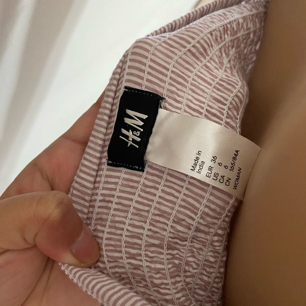 H&M DRESS - Picture 4 of 5
